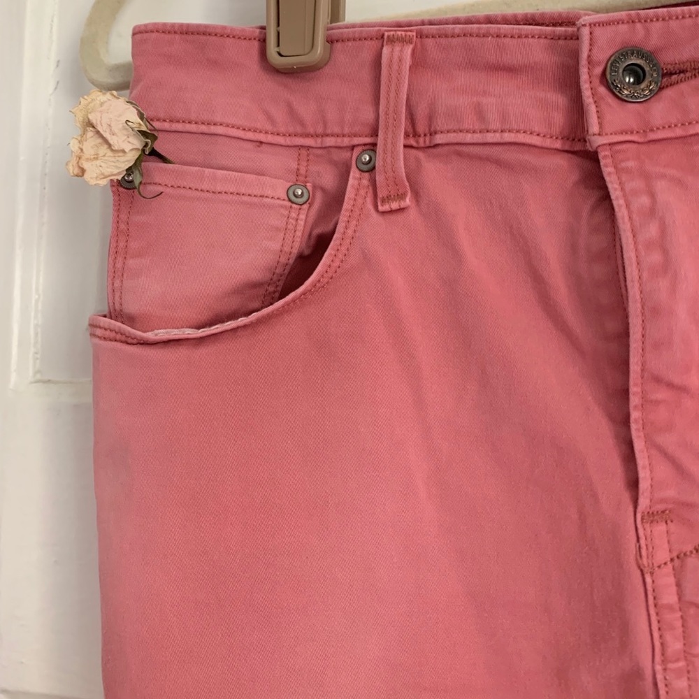Levi’s High Waist Blossom jeans